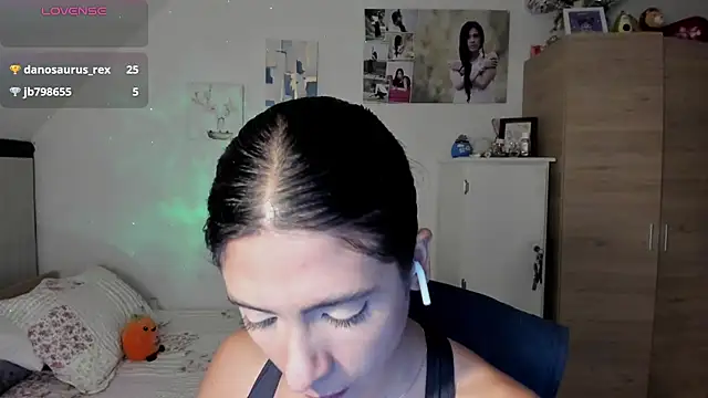 Veronikolsen- - Undress me and put my pussy on your face