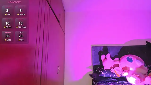 Kylie2211 - control toy and squirting show