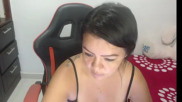 Emily_sexxx - make me wet?? play with me!!!