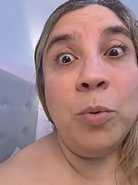MissMaria - TEASE ME