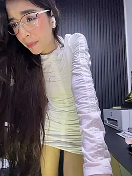 Soy_Ania_Sweet - FINGERS IN PUSSY CLOSE UP