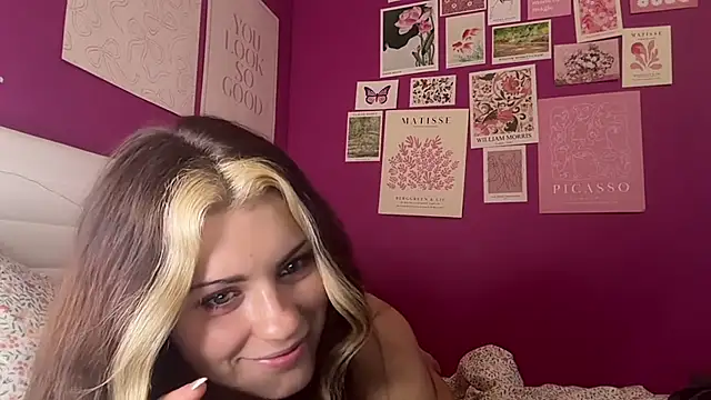 Rileybellee - Hand bra & Pillow ride