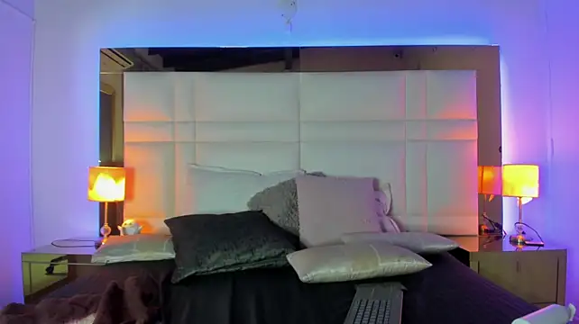 Brenda_Thomp - masturbación