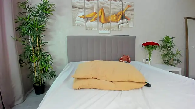 Camilla_Kelly - show your pussy 2 minutes