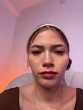 Miiel1_ - Rub Pussy Wet 🥵💦