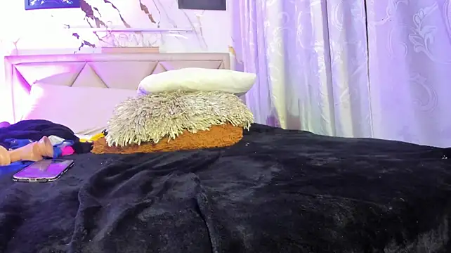 Nicolledb - zoom pussy