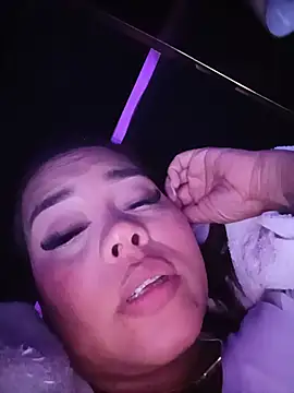 EmilyDuran_ - emy show ass