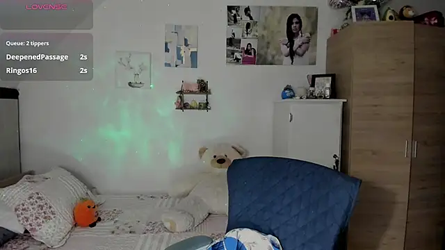 Veronikolsen- - Undress me and put my pussy on your face