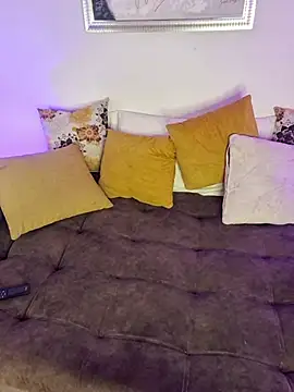 Laurabassii - Kisses for Laura🔥:kissing: