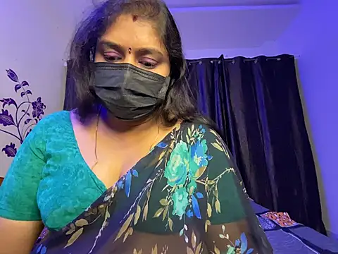 UR_Chocogirl - Boobs ice massage