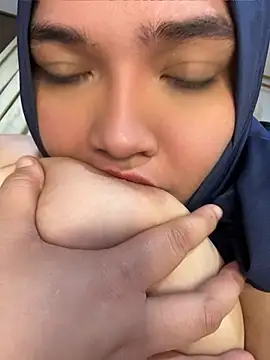 Sweetmuslim01 - Sofia’s surprise hot video🥵🥛