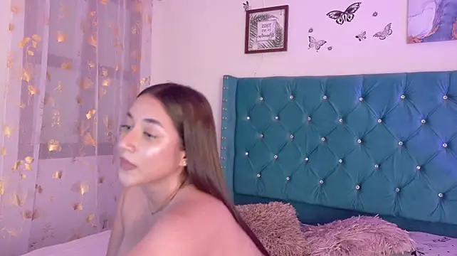 Lilly_Peach22 - Bounce Ass 🍑