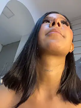 Aida_moreno - I MASTURBATE MY BUM WITH DOMI+ 7 MIN CON