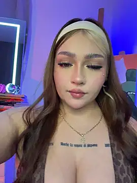 Daniela_ruizz - Show Titts