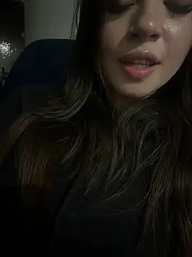 Abbymnd1 - My friends touch my boobs
