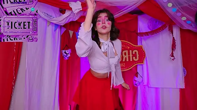 Hotary_Yuko - dancing a bare back