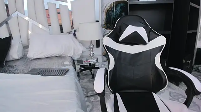 Noah_and_kim69_ - SHAKING ASS