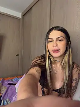 Ally_Clark - Fingering in doggy