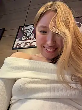 -NaughtyAngel- - DOGGY POSE AND SLAP ASS FAST IN PUBLIC
