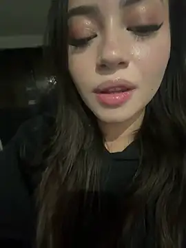 Abbymnd1 - My friends touch my boobs