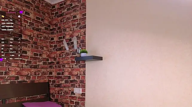 Holly_official - HAND BRA + SQUEEZE BOOBIES