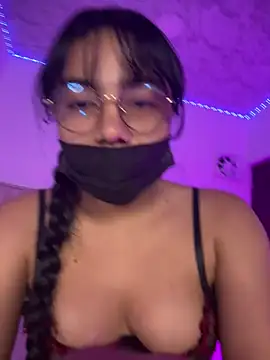 Kyra__Rose - montar con dedo en el culo