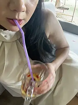 Luna-girl - 搭讪男人在他面前自慰勾引他