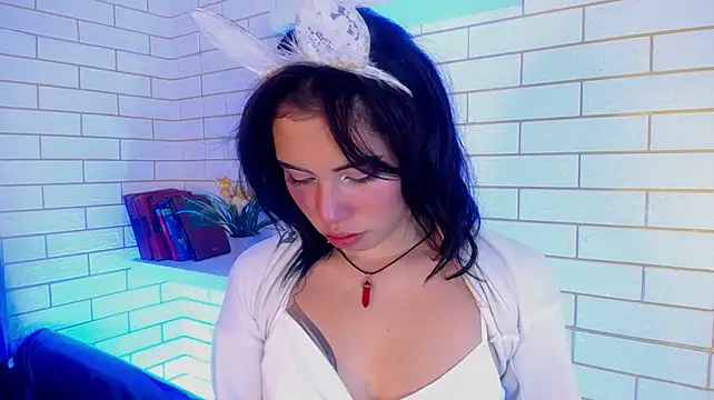 Raven_Blue_ - Shake ur sexy butt bunny up close
