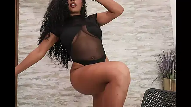 HOTBLACKANDWHITE2 - SQUIRT