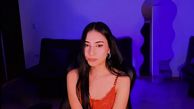 Amara_Beaumont - naked in four + spanking