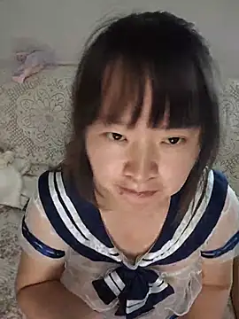 Xiaokeai2026 - 开始有些放不开，需要哥哥调教