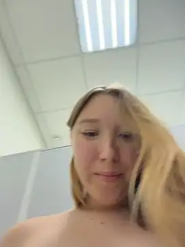 -NaughtyAngel- - DOGGY POSE AND SLAP ASS FAST IN PUBLIC