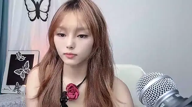 XiaoPiPi8888 - 摆摊卖毛巾吧 忙的时候擦擦汗 不忙的时候擦擦眼泪