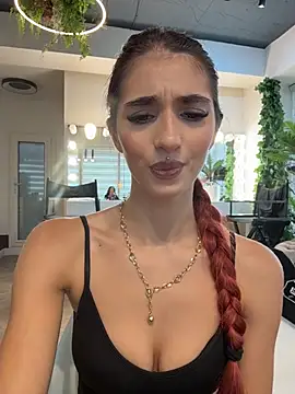 VixenRosse - Teasing the wet spot 😈
