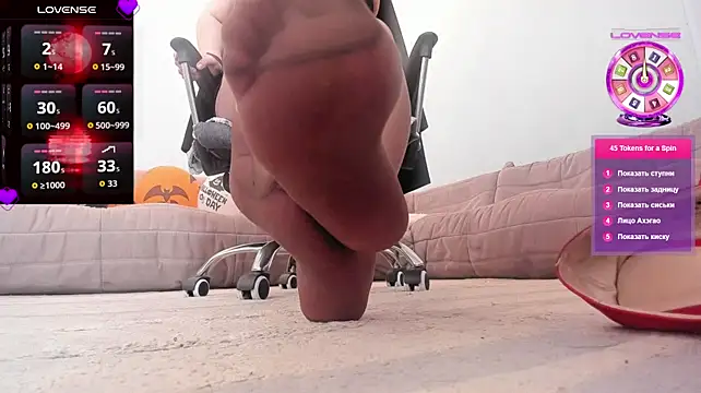 KamillaJei - Suck feet