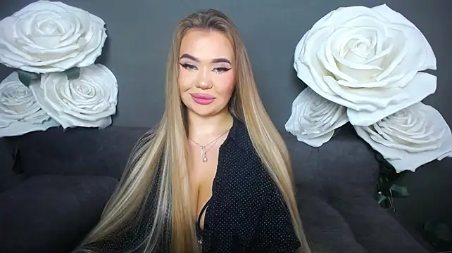 StacyYellig - OIL BOTTY TWERKING🤤💦🍑