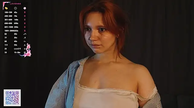 IlianaGoller - ❄️Tease you with my cute panties❄️