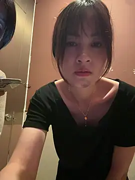 Huihui_520 - 撞到下巴痛痛，哥哥心疼宝宝
