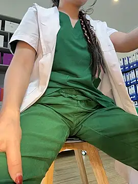 Secretly_masturbating - Orgasm at the clinic/クリニックでのオーガズム