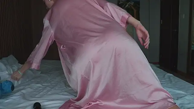 Your_Alisaa - naughty dance to naked