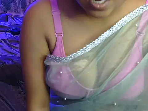 Yours-Anaya - Boobs show