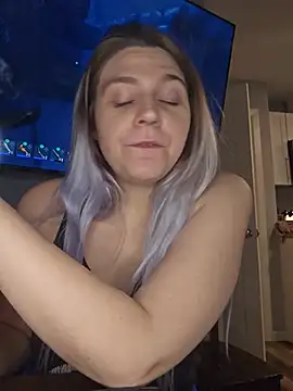 ScarletsWeb - SQUIRT highest tipper gets :gift: