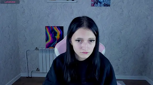 Emily_Carteri - show your butt