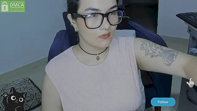 Sofialacolombiana - Fuck my fat pussy guy!