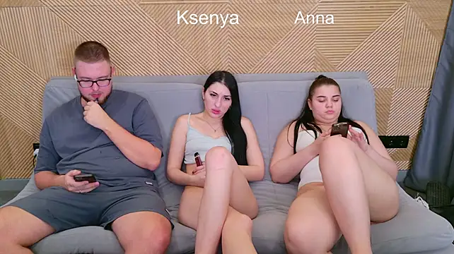 Ksenny - threesome sex + creampie