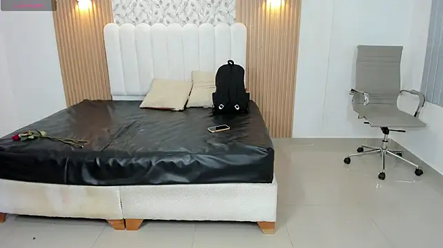 Habi_arabic - Tits oil & nipple play