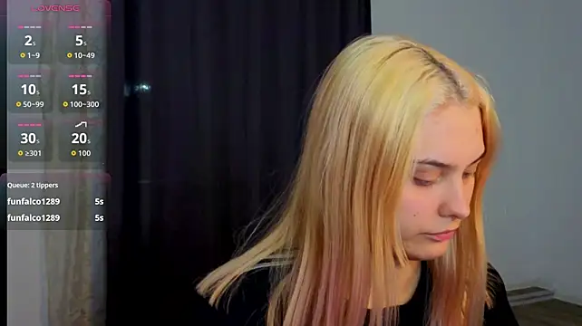 Sinti_Phillips - pet the pussy