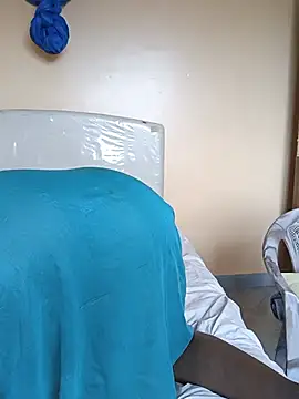 Pinky-lips - dildo ride show