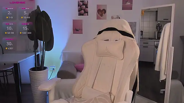 LittlePeach007 - Bra off Ginny <3