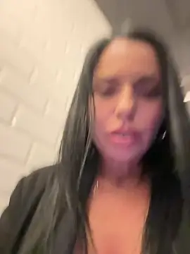 KimKelly13 - Fingers pussy Public 🤫🤫🤣🤭🦋